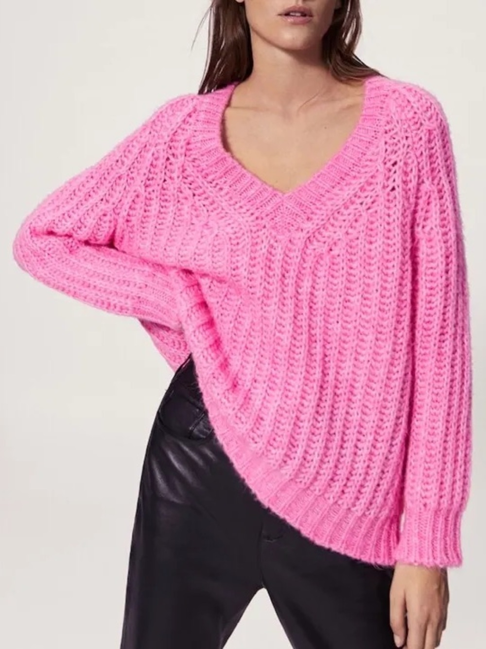 Mango Oversized V-Neck Chunky Knit Sweater in Bright Pink (medium)